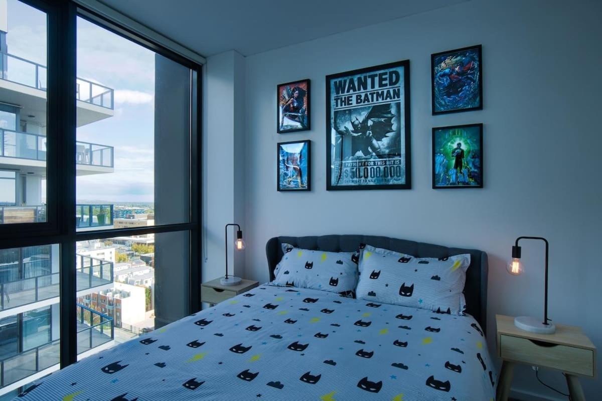 Dc Vs Marvel Theme Ft Arcade Machine Pool Gym Sauna Bbq Apartment Adelaide Exterior photo